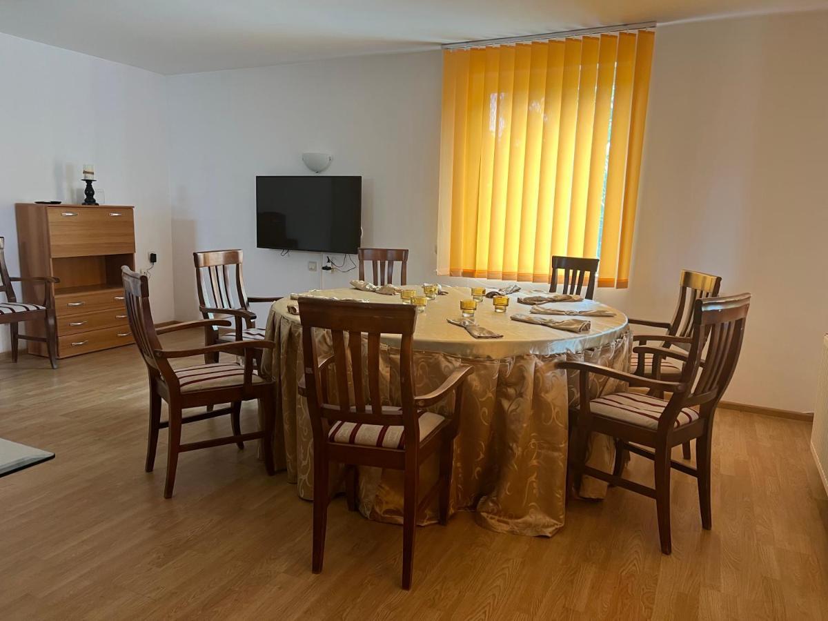 Vila Casa Lv Sura Mica Exteriér fotografie