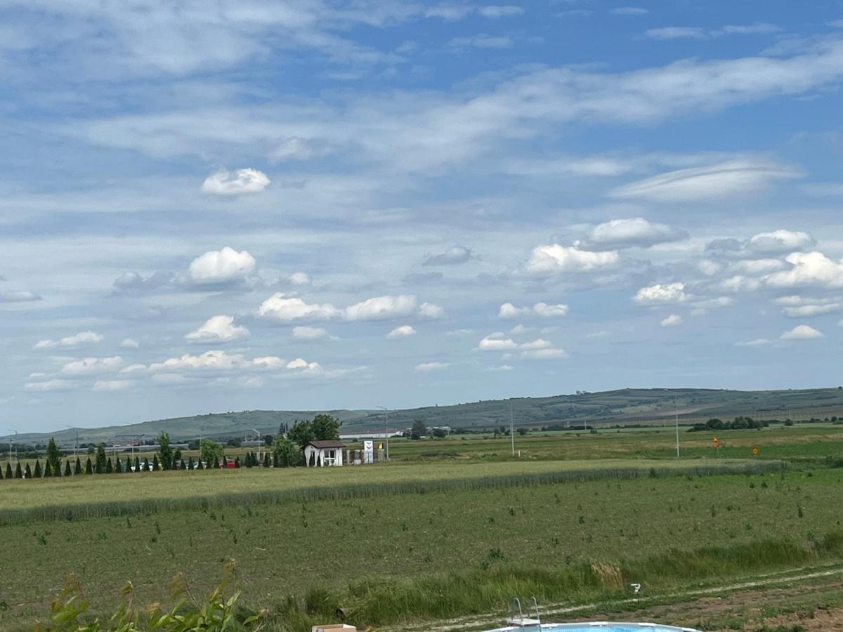 Vila Casa Lv Sura Mica Exteriér fotografie