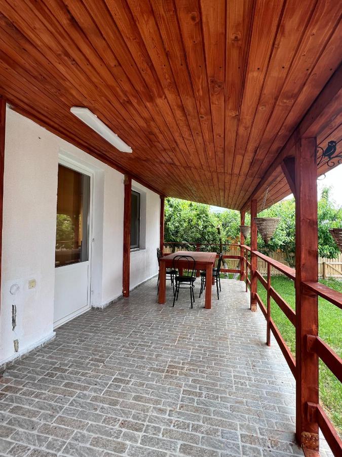 Vila Casa Lv Sura Mica Exteriér fotografie